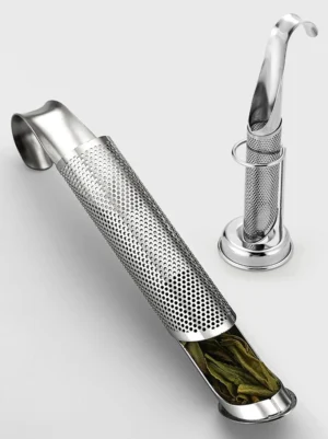 2-in-1 stainless steel tea strainer with clip for loose leaf tea