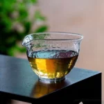 6.8oz hand hammered high borosilicate glass gong dao bei fairness tea pitcher main view