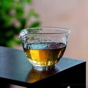 6.8oz hand hammered high borosilicate glass gong dao bei fairness tea pitcher main view