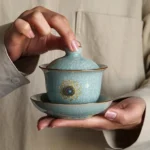 5.4oz zen ice crack ceramic gaiwan with golden lotus decoration