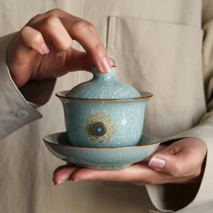 5.4oz zen ice crack ceramic gaiwan with golden lotus decoration